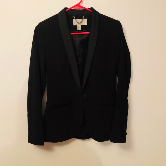Blazer - Picture 1 of 4